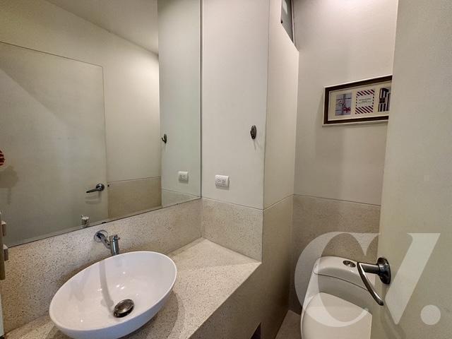 DEPARTAMENTO TIPO LOFT FRENTE A PARQUE BARRANCO A UNA CUADRA DE MALECON PAUL HARRIS