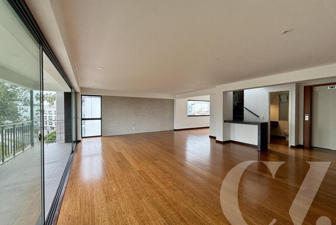 DUPLEX CON TERRAZA GRANDE, BBQ, Y VISTA A PARQUE