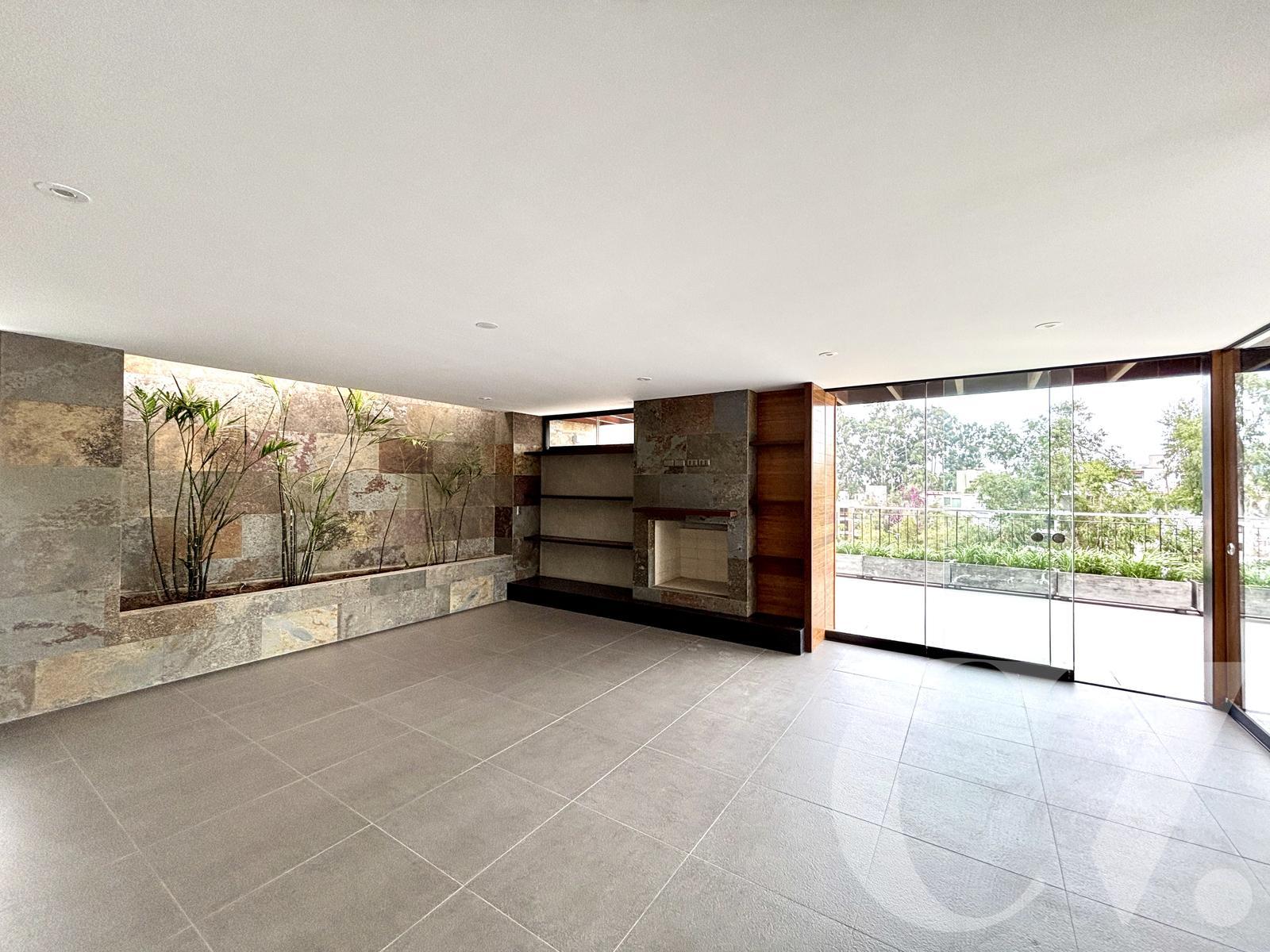 DUPLEX CON TERRAZA GRANDE, BBQ, Y VISTA A PARQUE