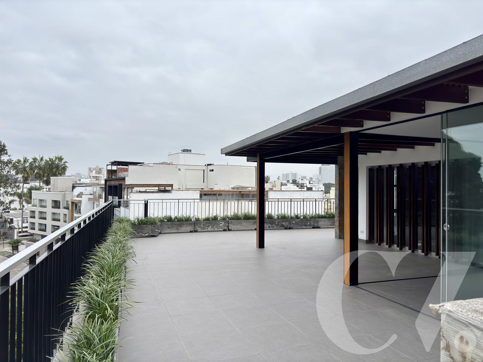 DUPLEX CON TERRAZA GRANDE, BBQ, Y VISTA A PARQUE